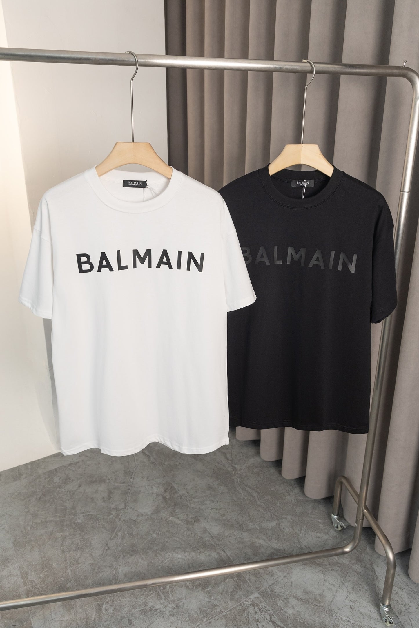 BALMAIN Logo T-shirt