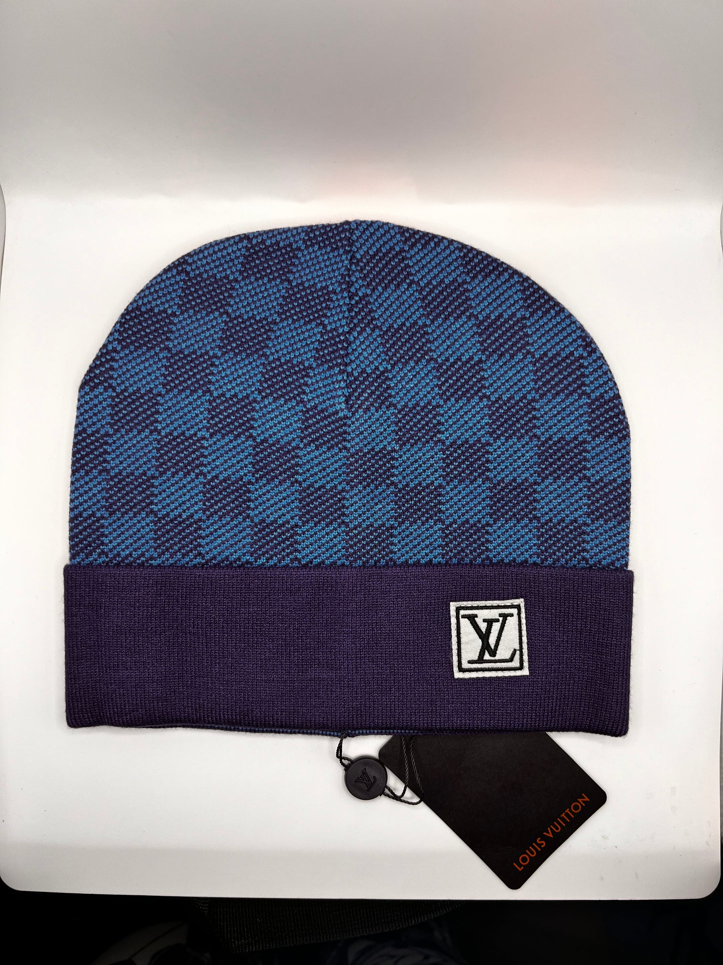 L Luxury Hat