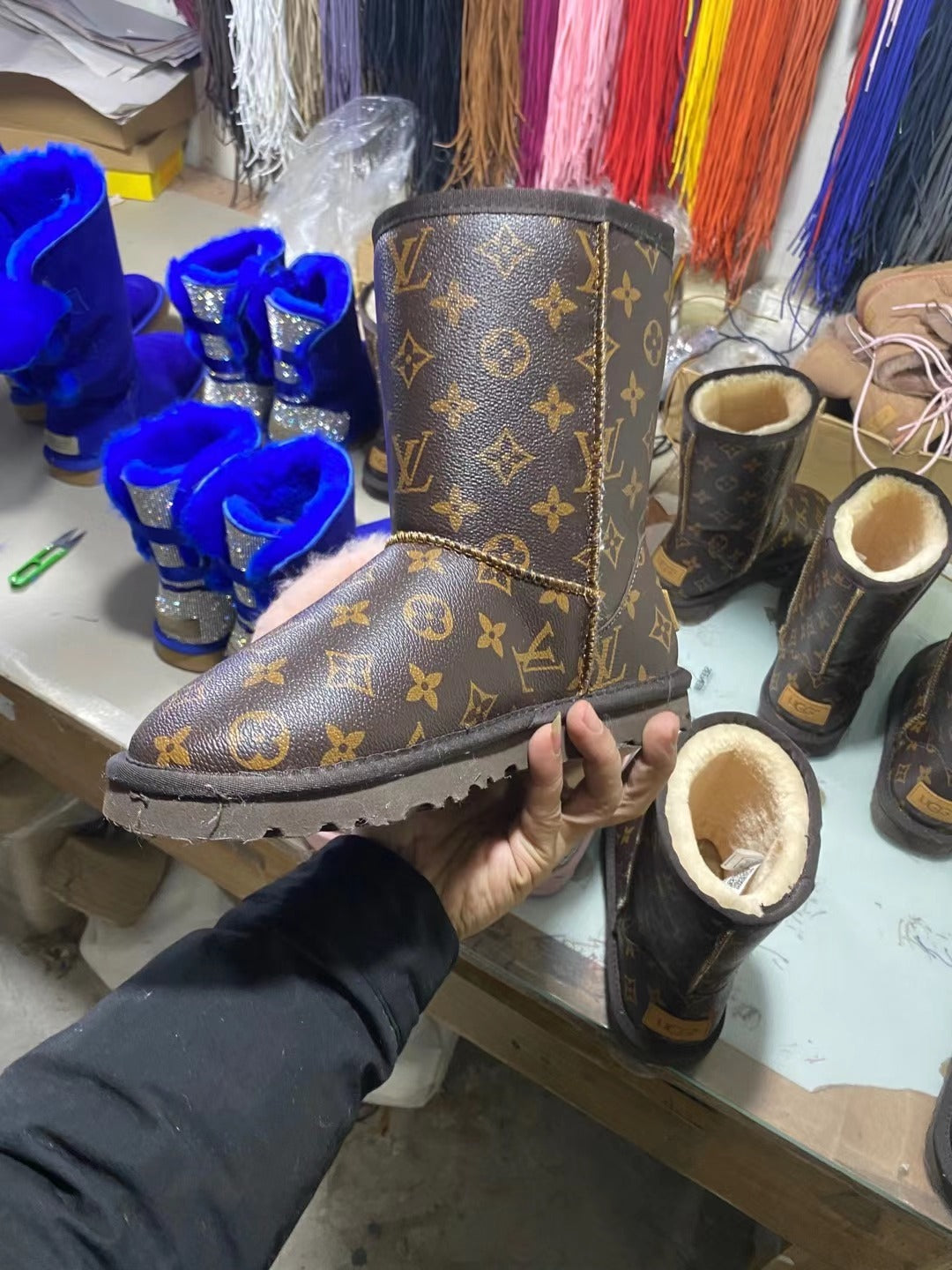 Custom LV Boot