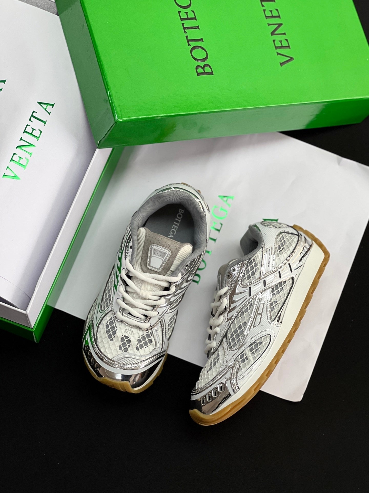 Bottega V Sneakers