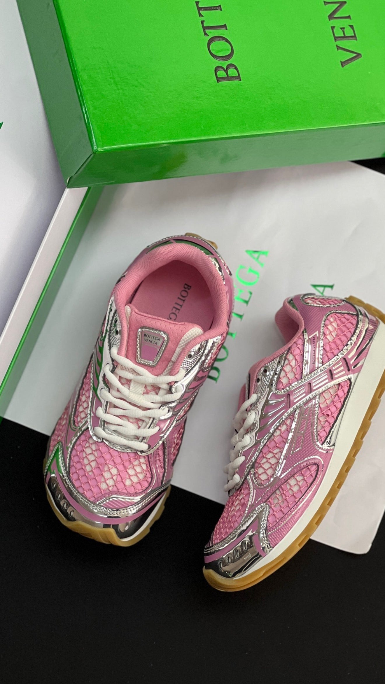 Bottega V Sneakers