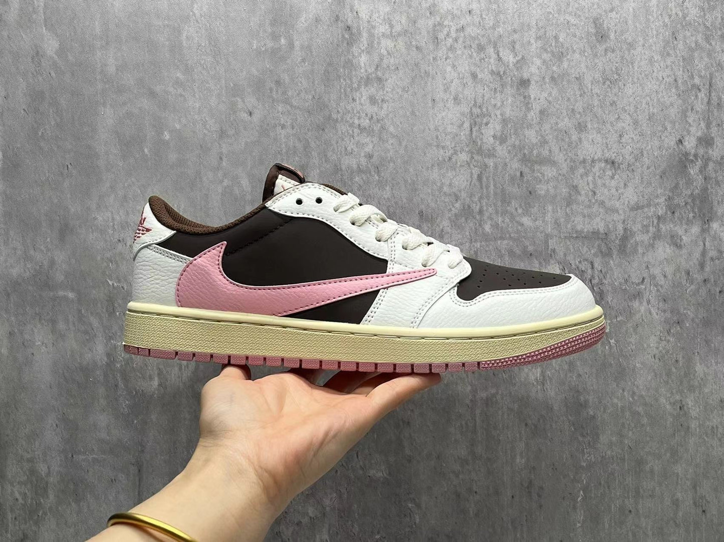 NIKE Air Jordan Low OG Dark Pony/Pink