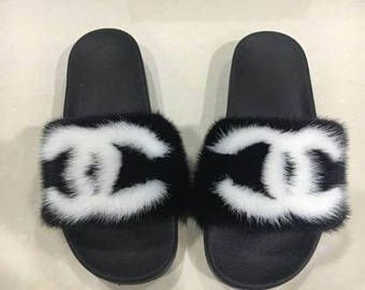 CC slippers