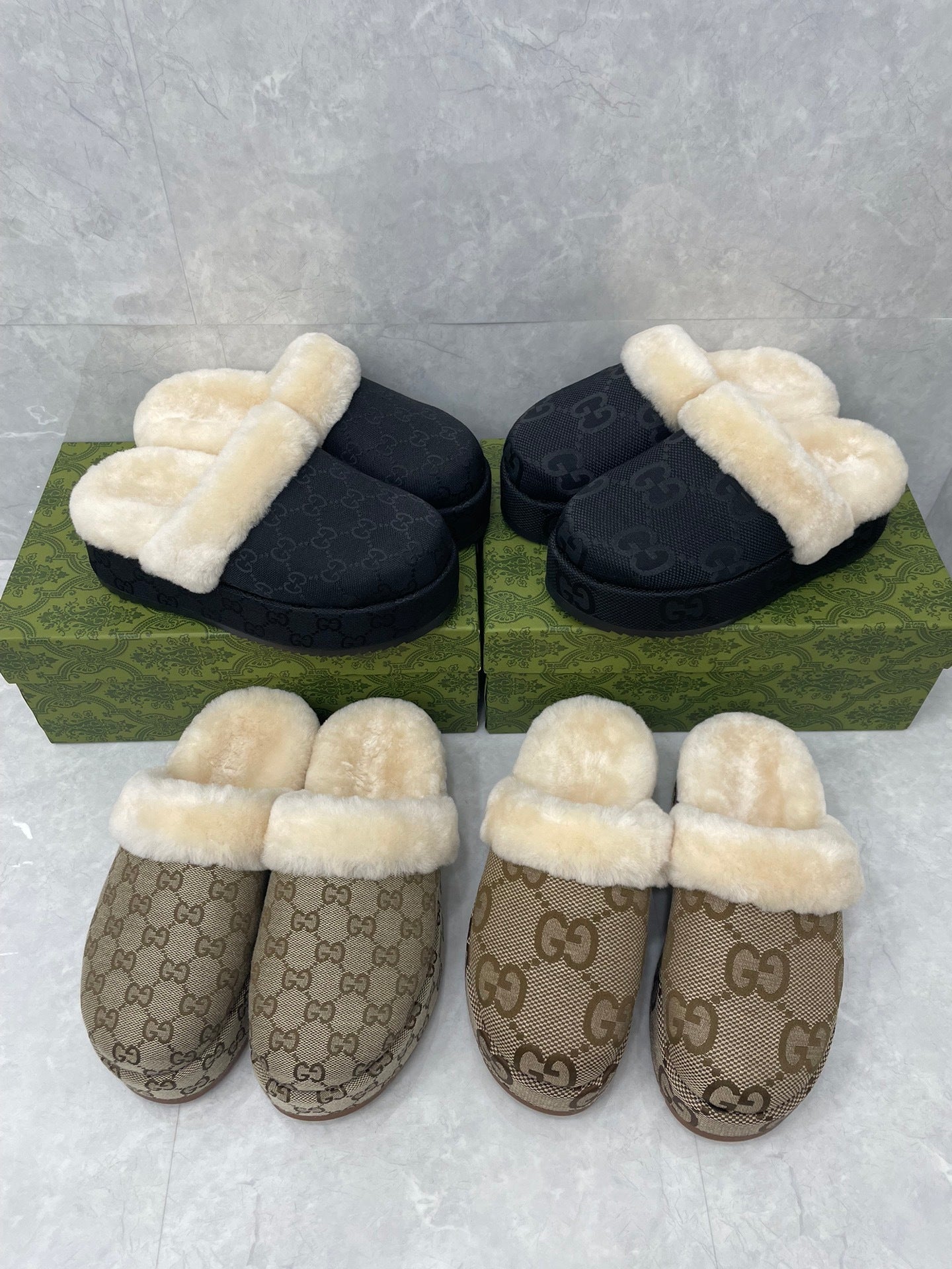GUCCI Slide Fur Slippers
